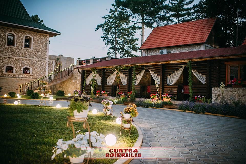 Curtea Boierului Hotel Peresecina Εξωτερικό φωτογραφία